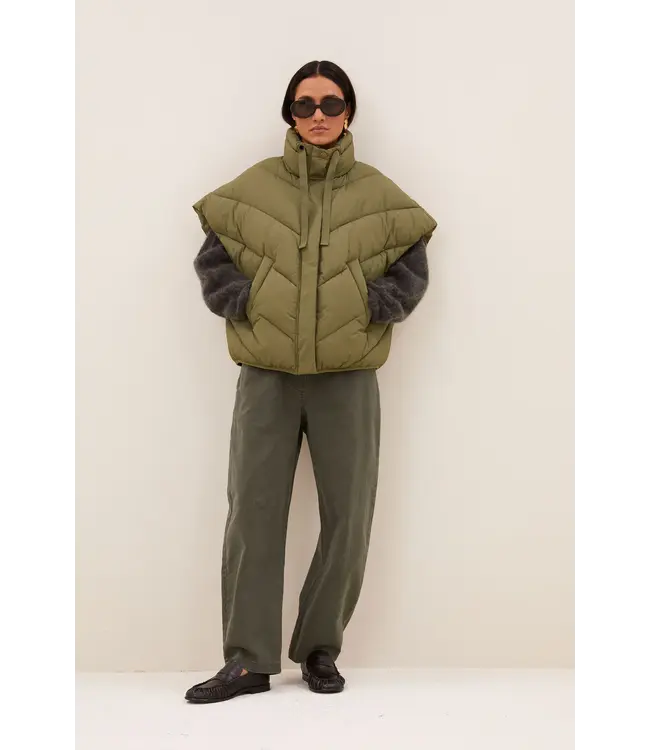 By Bar Franky Sleeveless Jacket Olive
