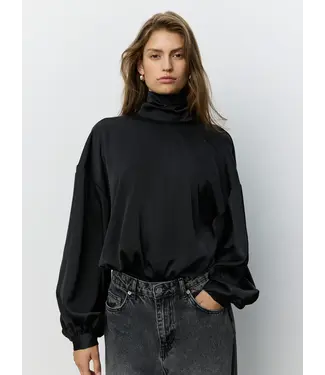 Sofie Schnoor Amber Satin Blouse