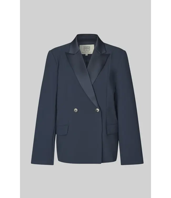 Second Female Levely Blazer