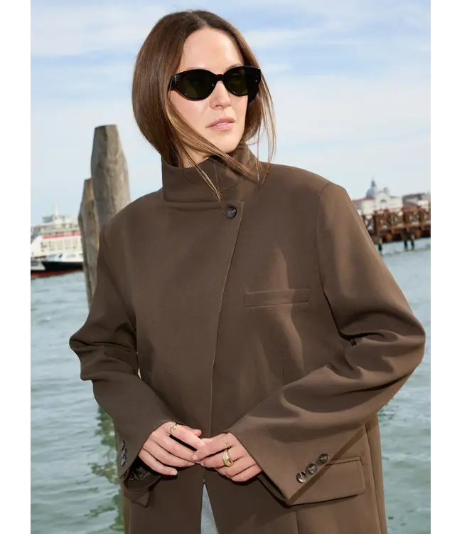 Les Soeurs Buster Blazer