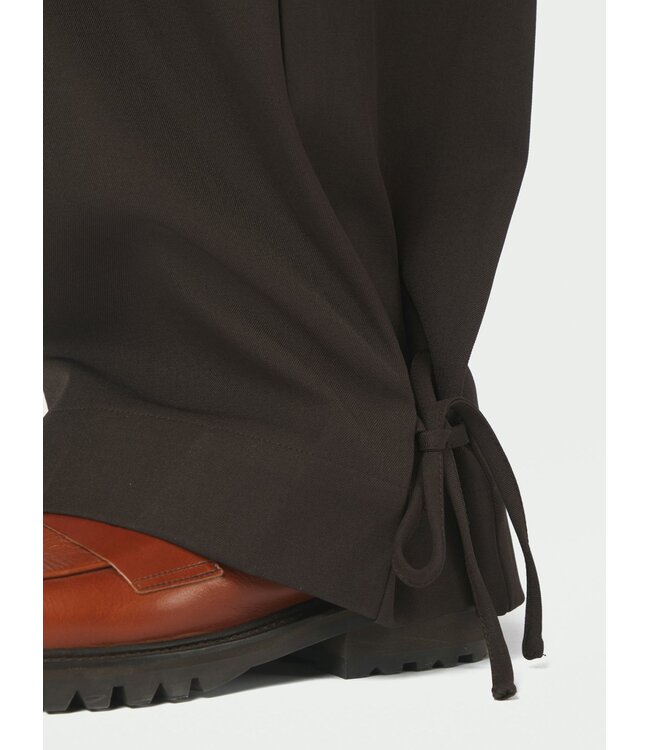 Neo Noir Isotta Structure Tie Pants
