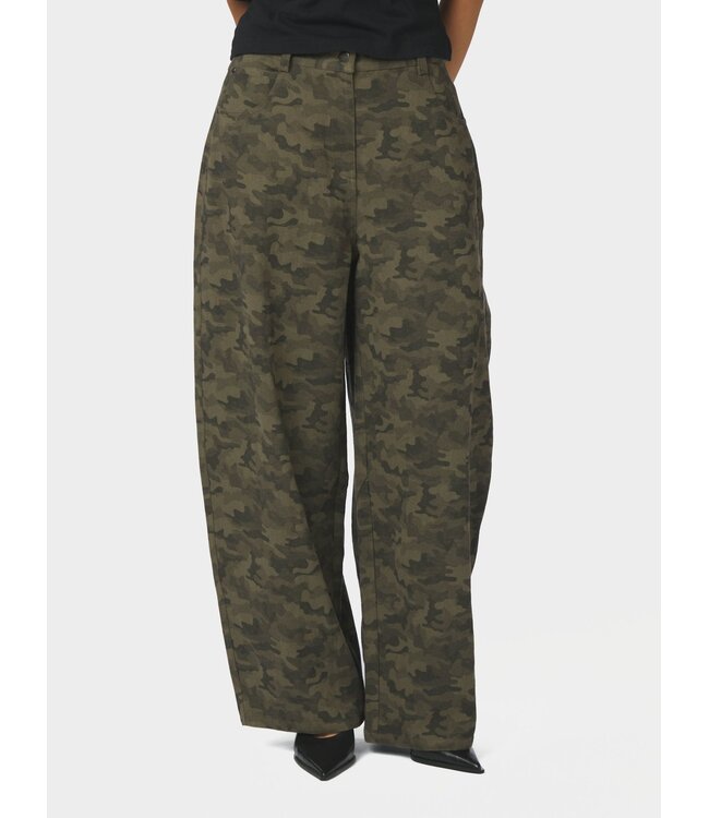 Neo Noir Haven Camou Jeans