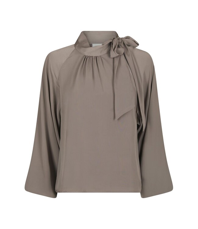 Neo Noir Saline Blouse