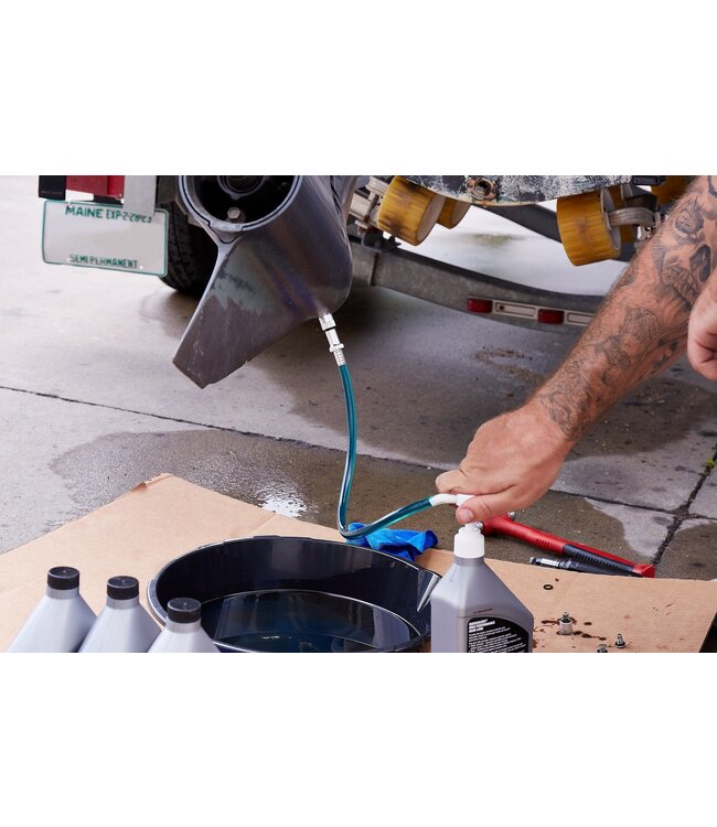 Quicksilver Staartstuk olie handpomp voor buitenboordmotor