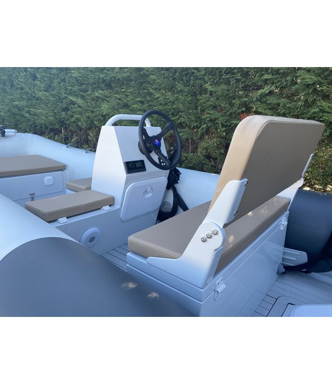 Talamex S-Line 380 RIB met Mercury 30 PK buitenboordmotor en kanteltrailer