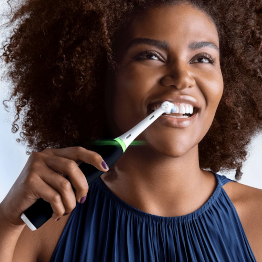 Oral-B Oral-B iO Series 3 Black + Extra Body Blue