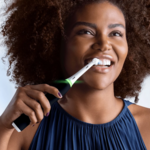 Oral-B iO Series 3 Black + Extra Body Pink Oral-B Oral-B iO Series 3 Black + Extra Body Pink