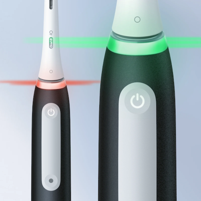 Oral-B Oral-B iO Series 3 Black + Extra Body Pink