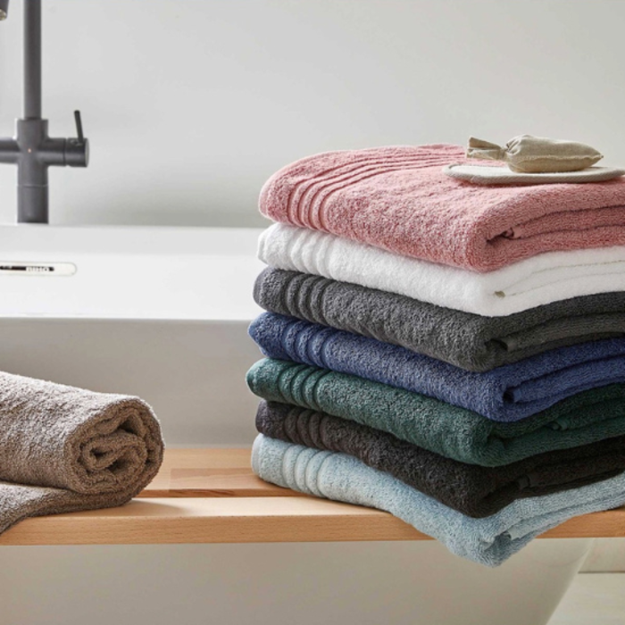 Byrklund Byrklund Badetuch 70x140 cm Dunkelblau