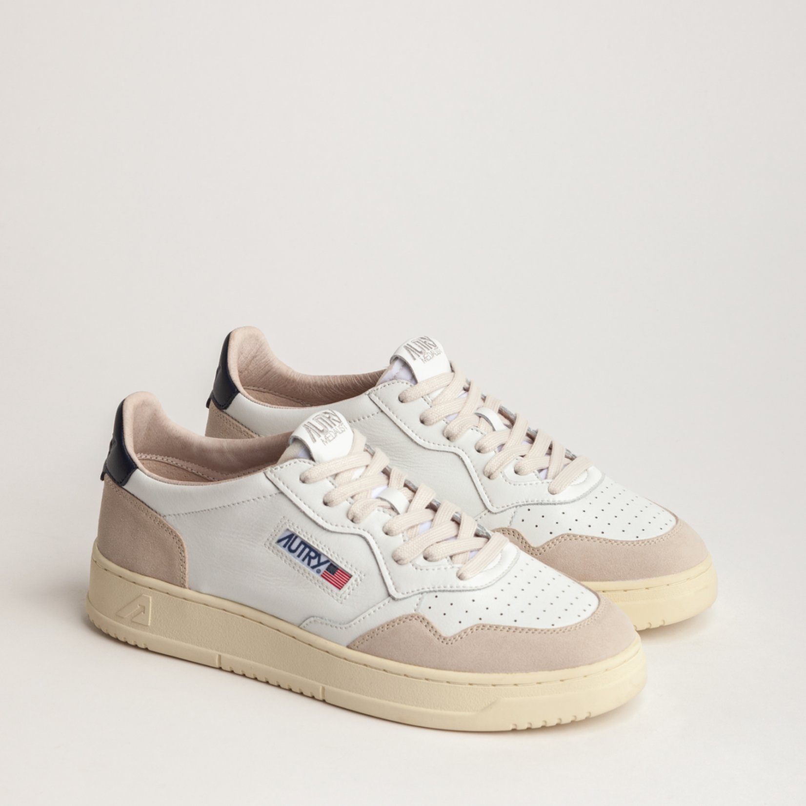 Autry Medalist low suede - White / Blue