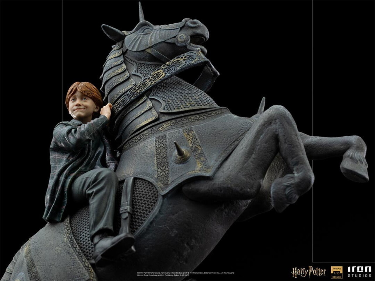 Iron Studios Harry Potter Deluxe Art Scale Statue 1/10 Ron Weasley at the Wizard Chess 35 cm Iron Studios Harry Potter Deluxe Art Scale Statue 1/10 Ron Weasley at the Wizard Chess 35 cm