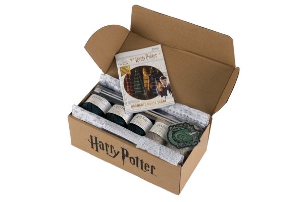 The Carat Shop Harry Potter Slytherin House Tin Gift Set