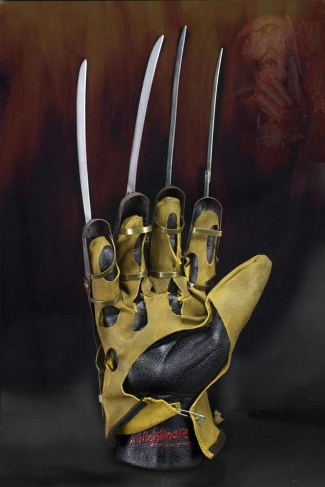 Neca Nightmare On Elm Street Replica 1/1 Freddy's Glove Neca Nightmare On Elm Street Replica 1/1 Freddy's Glove