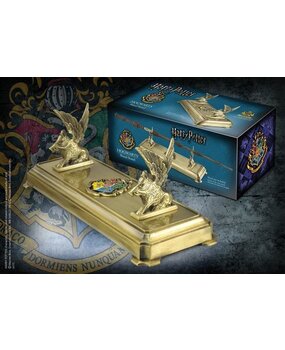 The Noble Collection Harry Potter Baguette Magique Stand Hogwarts 20 cm The Noble Collection Harry Potter Baguette Magique Stand Hogwarts 20 cm