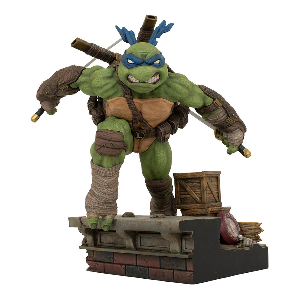 Diamond Select Toys Teenage Mutant Ninja Turtles Gallery PVC Statue Leonardo 23 cm Diamond Select Toys Teenage Mutant Ninja Turtles Gallery PVC Statue Leonardo 23 cm