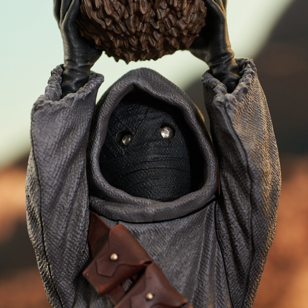 Gentle Giant Star Wars: The Mandalorian Bust 1/6 Offworld Jawa with Mudhorn Egg 15 cm Gentle Giant Star Wars: The Mandalorian Bust 1/6 Offworld Jawa with Mudhorn Egg 15 cm