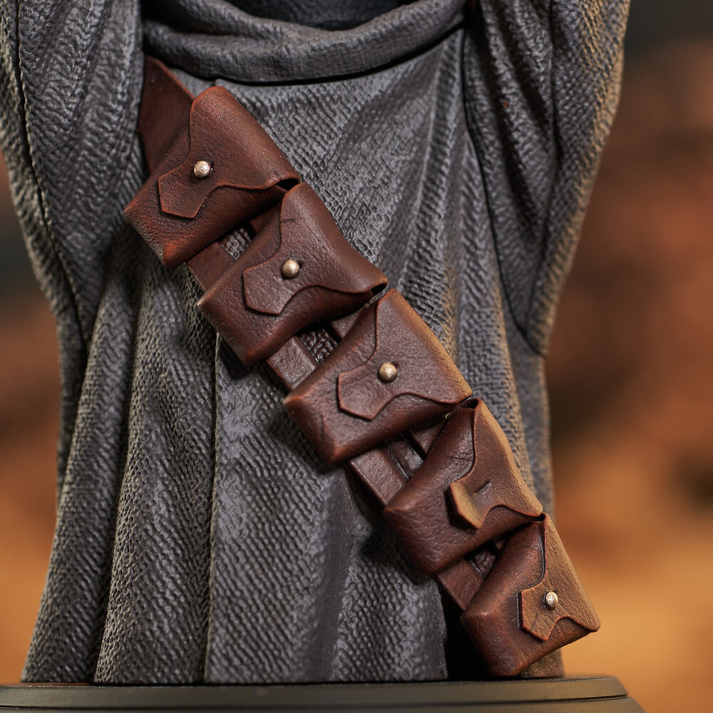 Gentle Giant Star Wars: The Mandalorian Bust 1/6 Offworld Jawa with Mudhorn Egg 15 cm Gentle Giant Star Wars: The Mandalorian Bust 1/6 Offworld Jawa with Mudhorn Egg 15 cm