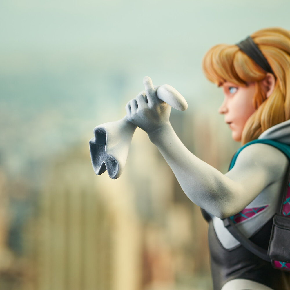 Diamond Select Toys Marvel Comics Bust 1/7 Ghost Spider 15 cm Diamond Select Toys Marvel Comics Bust 1/7 Ghost Spider 15 cm