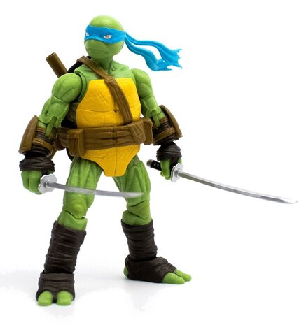 Teenage Mutant Ninja Turtles BST AXN Action Figure Leonardo (IDW Comics) 13  cm - Planet Fantasy