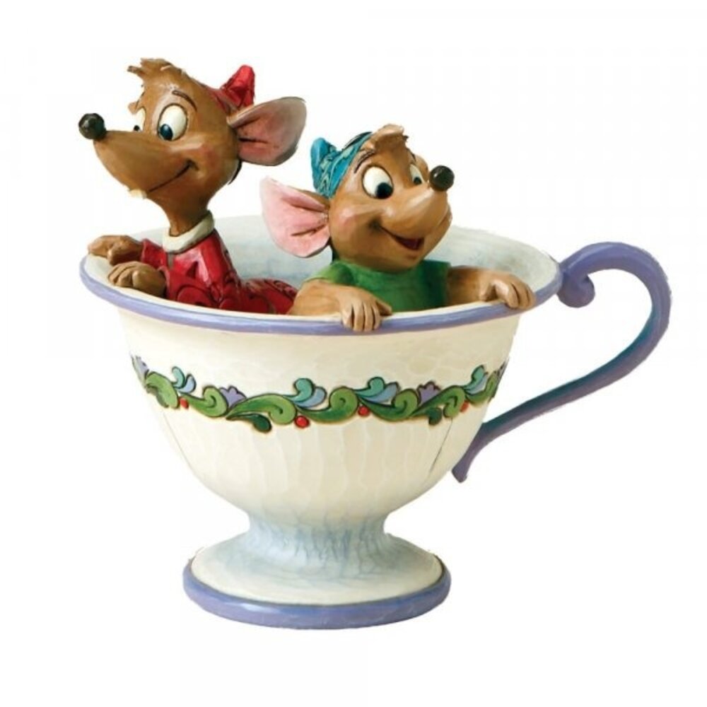 Disney Traditions Assepoester Jaq en Gus in Theetas 12 cm Disney Traditions Assepoester Jaq en Gus in Theetas 12 cm