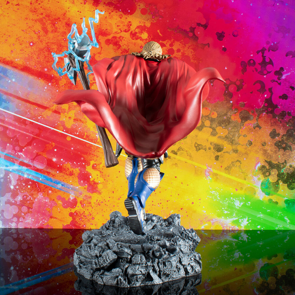 Diamond Select Toys Thor: Love and Thunder Gallery Deluxe PVC Statue Thor 23 cm Diamond Select Toys Thor: Love and Thunder Gallery Deluxe PVC Statue Thor 23 cm