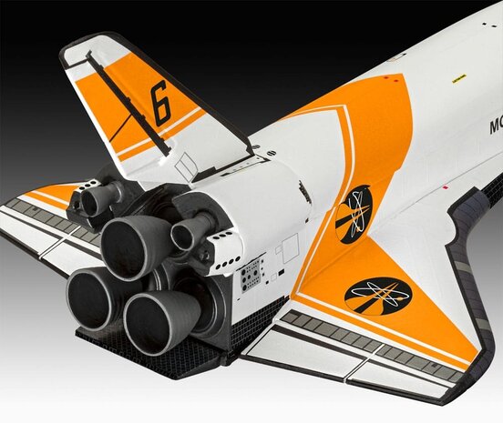 Revell James Bond Model Kit 1/144 Space Shuttle (Moonraker) Revell James Bond Model Kit 1/144 Space Shuttle (Moonraker)