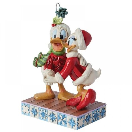Disney Traditions Donald en Daisy Duck Mistletoe Christmas 16 cm Disney Traditions Donald en Daisy Duck Mistletoe Christmas 16 cm