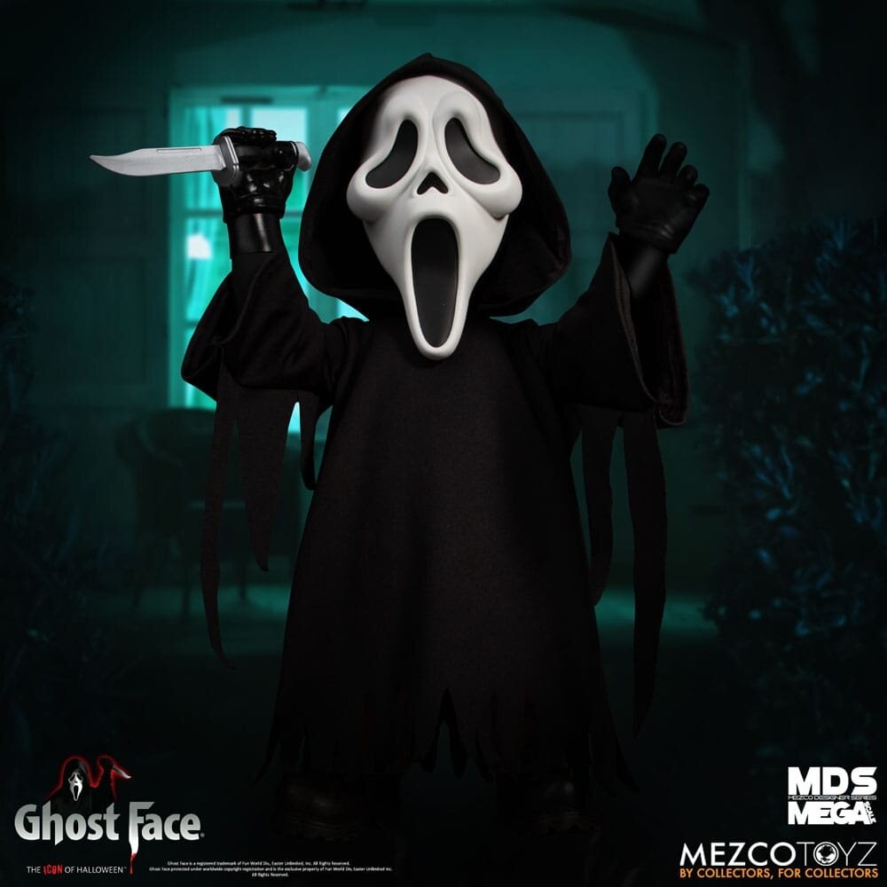 Mezco Toyz Ghost Face MDS Mega Scale Plush Doll Ghost Face 38 cm Mezco Toyz Ghost Face MDS Mega Scale Plush Doll Ghost Face 38 cm