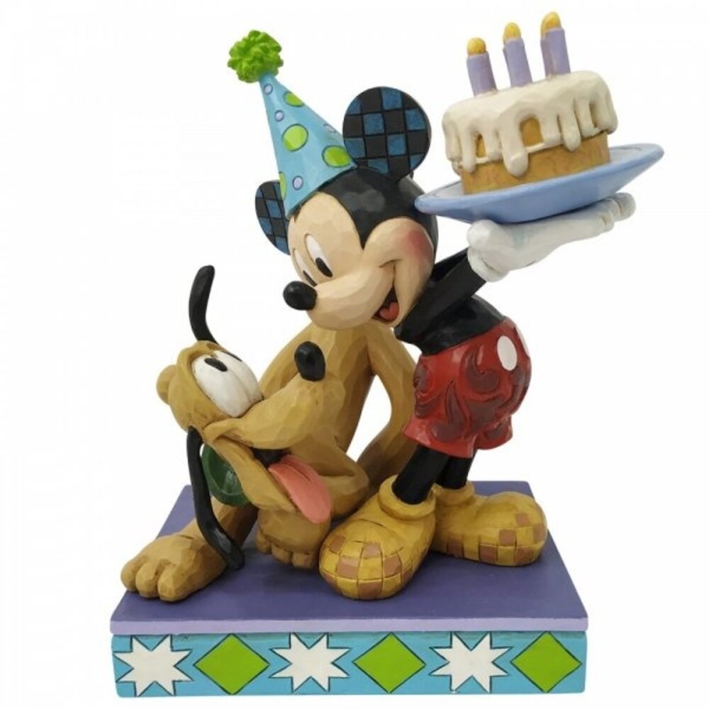 Disney Traditions Mickey Mouse en Pluto Birthday Pal 16 cm Disney Traditions Mickey Mouse en Pluto Birthday Pal 16 cm
