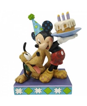 Disney Traditions Mickey Mouse en Pluto Birthday Pal 16 cm Disney Traditions Mickey Mouse en Pluto Birthday Pal 16 cm