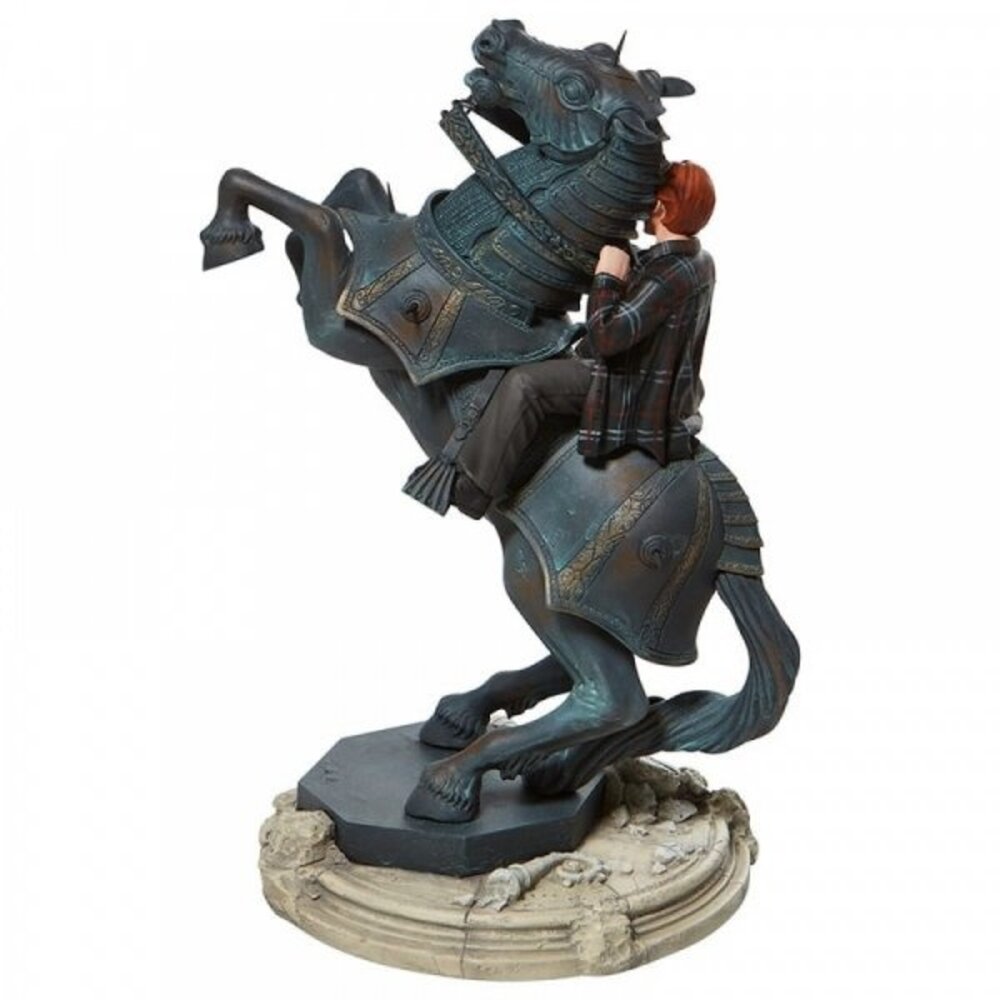 Enesco Harry Potter Ron on Chess Horse Masterpiece Statue 32 cm Enesco Harry Potter Ron on Chess Horse Masterpiece Statue 32 cm