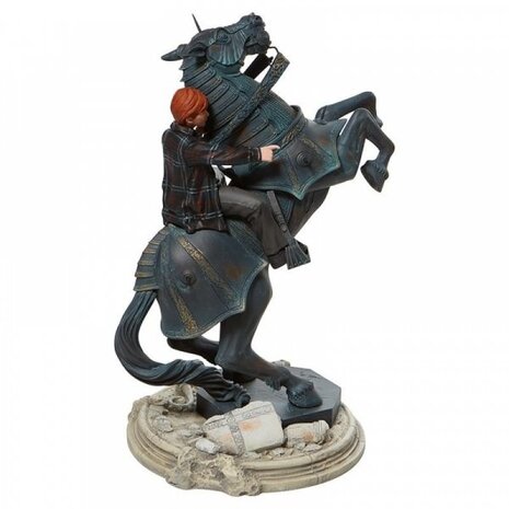 Enesco Harry Potter Ron on Chess Horse Masterpiece Statue 32 cm Enesco Harry Potter Ron on Chess Horse Masterpiece Statue 32 cm