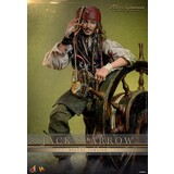 Hot Toys Pirates of the Caribbean: Dead Men Tell No Tales Action Figure 1/6 Jack Sparrow (Deluxe Version) 30 cm Hot Toys Pirates of the Caribbean: Dead Men Tell No Tales Action Figure 1/6 Jack Sparrow (Deluxe Version) 30 cm