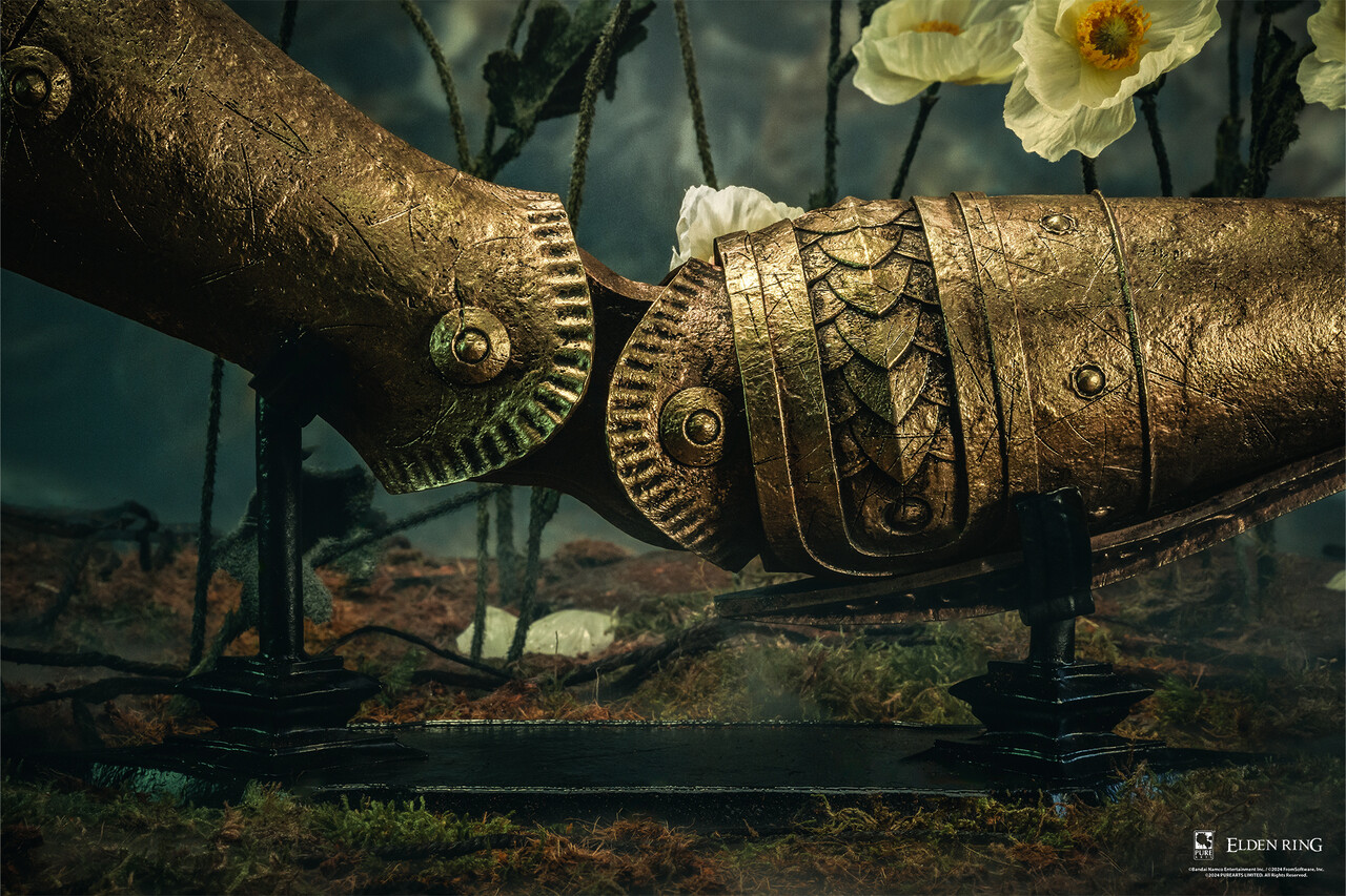 Pure Arts Elden Ring Replica 1/1 Arm of Malenia Pure Arts Elden Ring Replica 1/1 Arm of Malenia