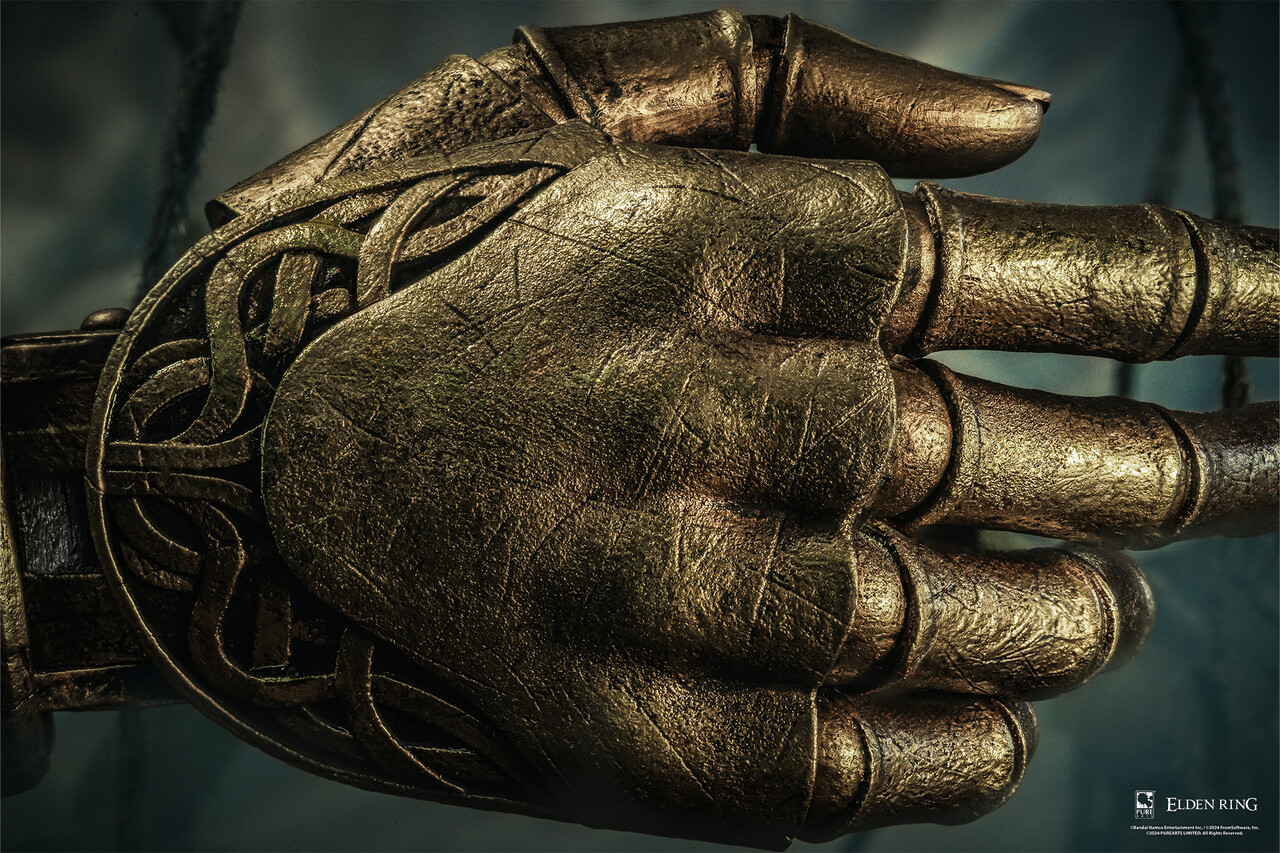 Pure Arts Elden Ring Replica 1/1 Arm of Malenia Pure Arts Elden Ring Replica 1/1 Arm of Malenia