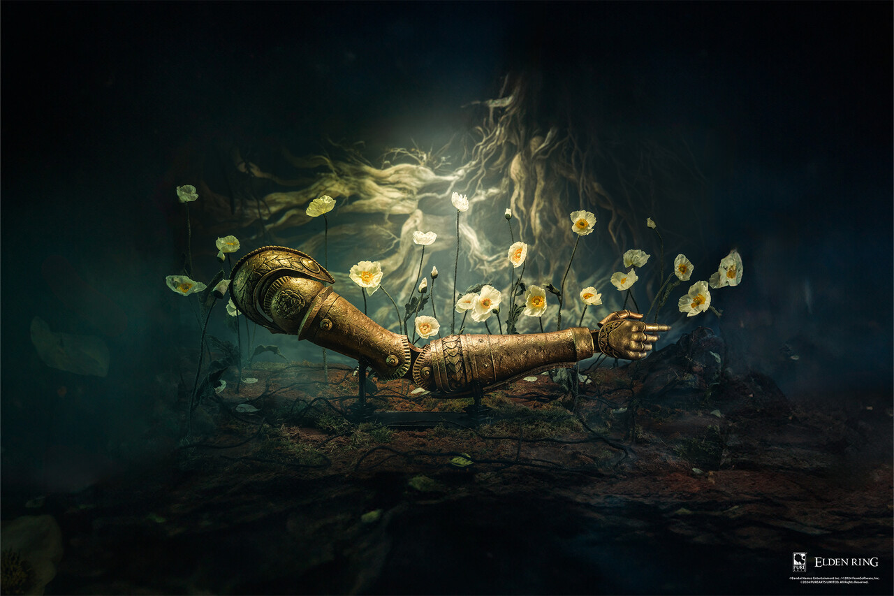 Pure Arts Elden Ring Réplique 1/1 Arm of Malenia Pure Arts Elden Ring Réplique 1/1 Arm of Malenia