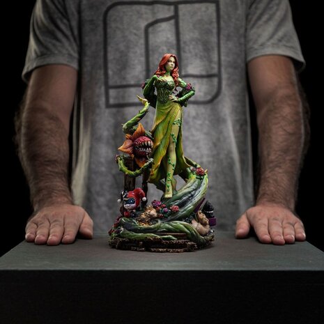 Iron Studios DC Comics Art Scale Statue Deluxe 1/10 Poison Ivy 22 cm Iron Studios DC Comics Art Scale Statue Deluxe 1/10 Poison Ivy 22 cm