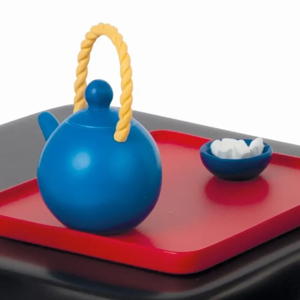 Tintinimaginatio Kuifje Drinkt Thee Beeld 18 cm Tintinimaginatio Kuifje Drinkt Thee Beeld 18 cm