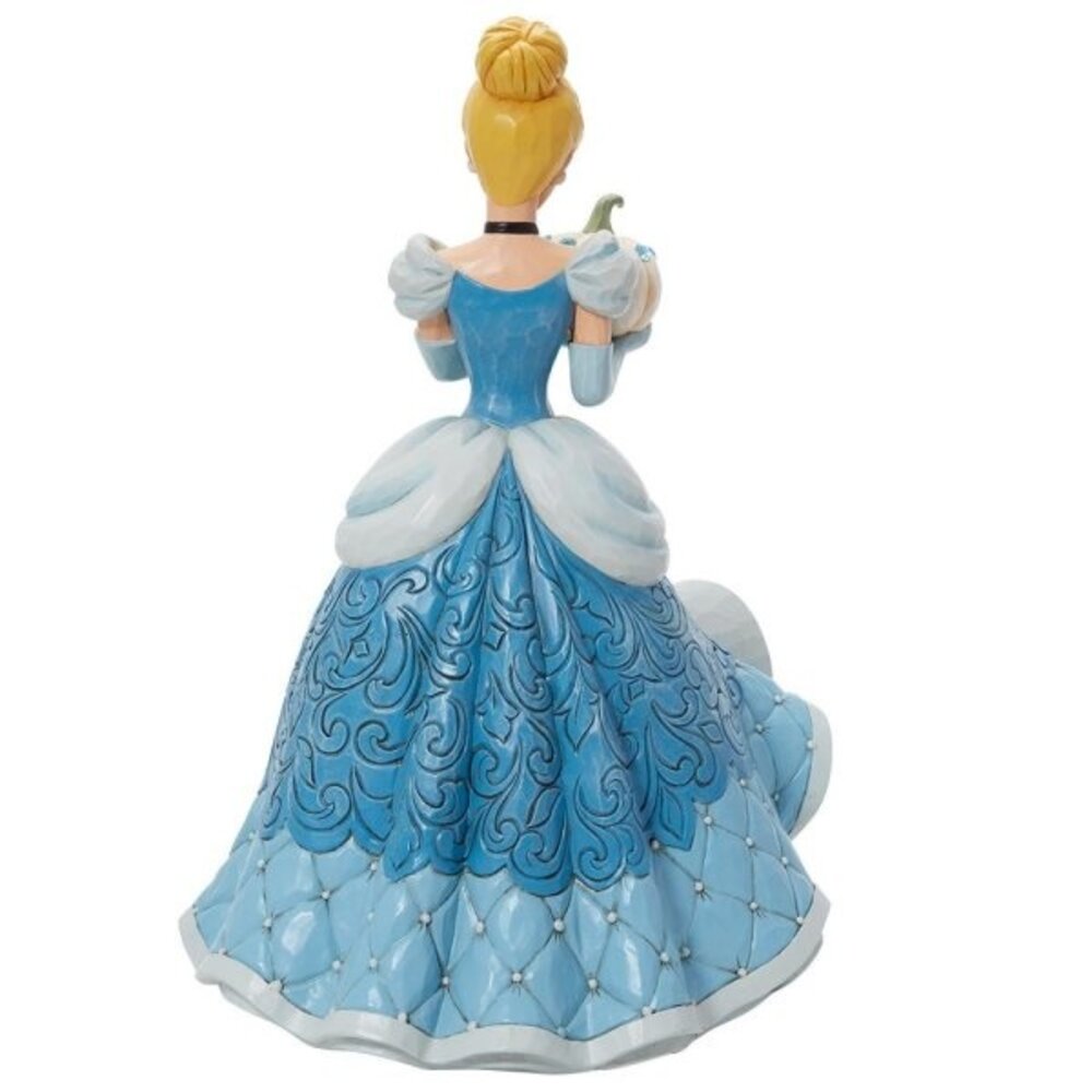 Disney Traditions Assepoester Deluxe 38 cm Disney Traditions Assepoester Deluxe 38 cm
