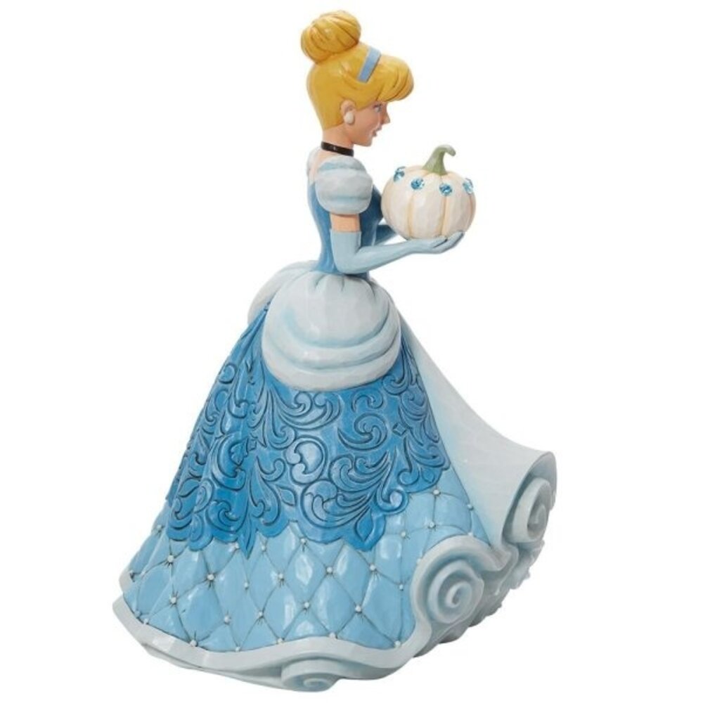 Disney Traditions Assepoester Deluxe 38 cm Disney Traditions Assepoester Deluxe 38 cm