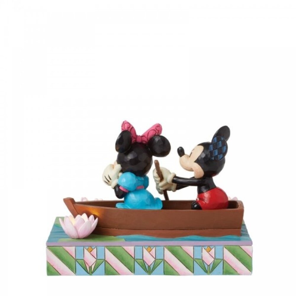 Disney Traditions Mickey & Minnie Mouse Row-Mance is in the Air 12 cm Disney Traditions Mickey & Minnie Mouse Row-Mance is in the Air 12 cm