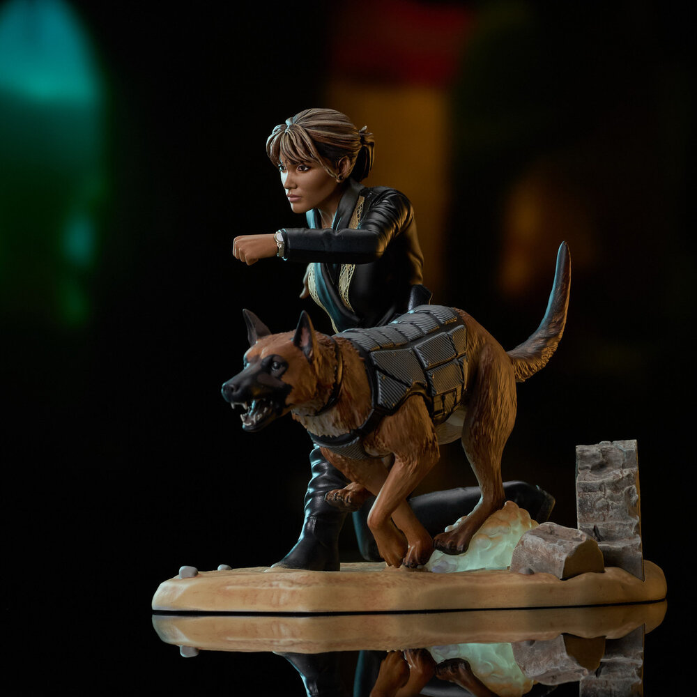 Diamond Select Toys John Wick 3 Gallery Deluxe PVC Statue Sofia 15 cm Diamond Select Toys John Wick 3 Gallery Deluxe PVC Statue Sofia 15 cm