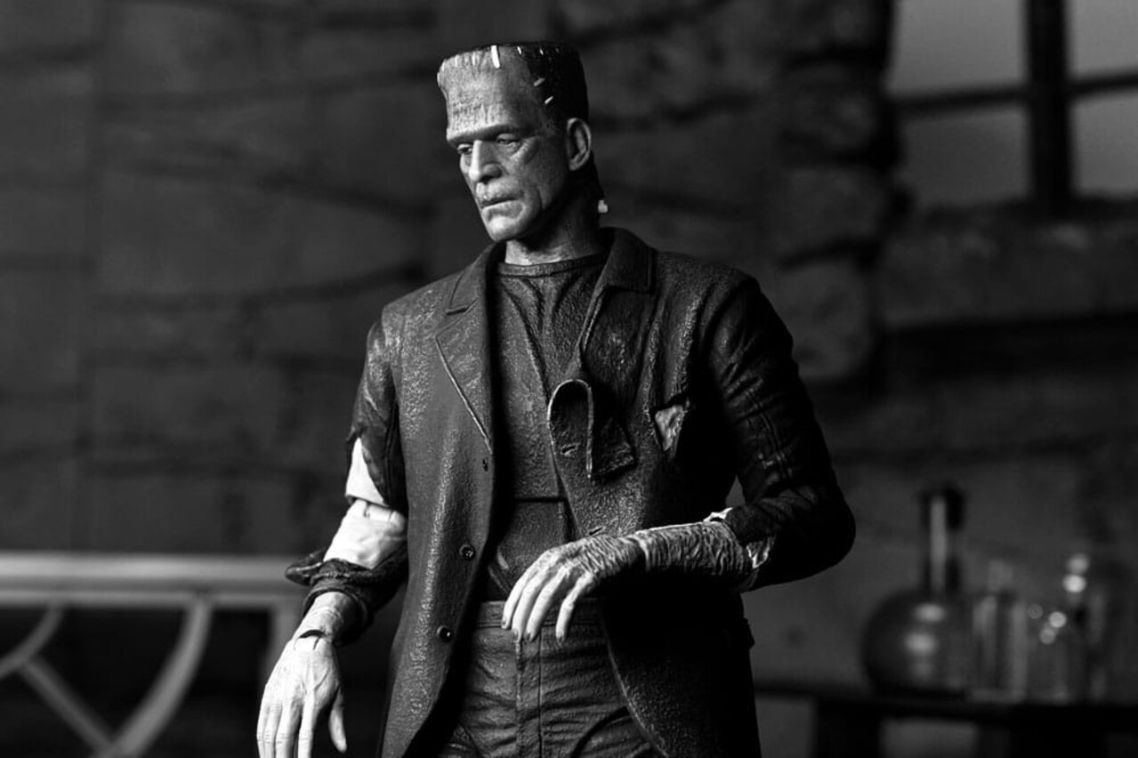 Neca Universal Monsters Action Figure Ultimate Frankenstein's Monster (Bride of Frankenstein) (B&W) 18 cm Neca Universal Monsters Action Figure Ultimate Frankenstein's Monster (Bride of Frankenstein) (B&W) 18 cm