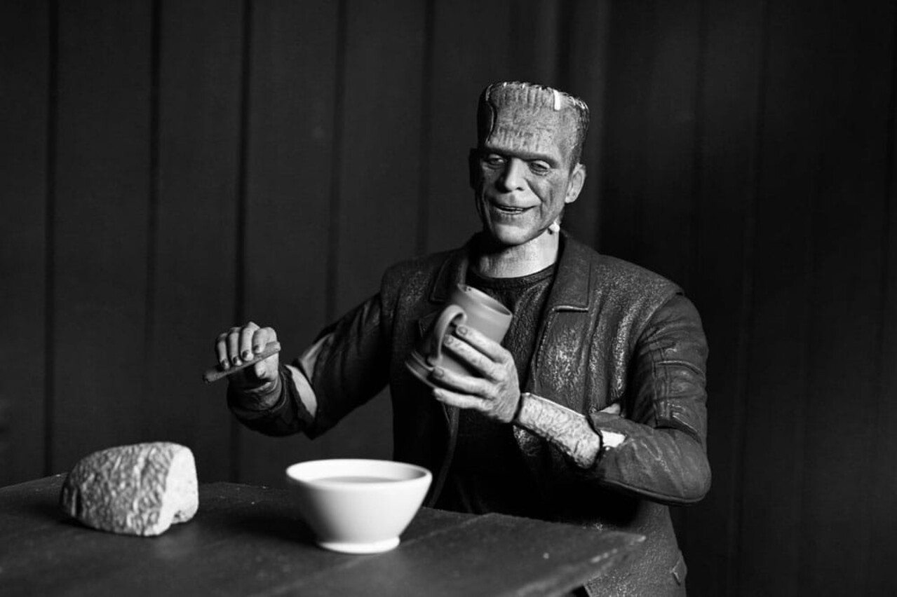 Neca Universal Monsters Action Figure Ultimate Frankenstein's Monster (Bride of Frankenstein) (B&W) 18 cm Neca Universal Monsters Action Figure Ultimate Frankenstein's Monster (Bride of Frankenstein) (B&W) 18 cm