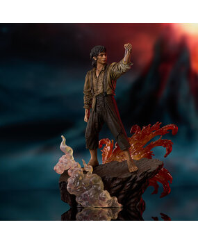 Diamond Select Toys Lord of the Rings Deluxe Gallery PVC Statue Frodo 20 cm Diamond Select Toys Lord of the Rings Deluxe Gallery PVC Statue Frodo 20 cm