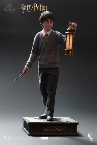 Inart Harry Potter and the Sorcerer Stone Action Figure 1/6 Harry Potter Deluxe 26 cm Inart Harry Potter and the Sorcerer Stone Action Figure 1/6 Harry Potter Deluxe 26 cm