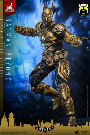 Hot Toys Batman: Arkham Knight Action Figure 1/6 Batman Beyond (Black & Gold Version) 32 cm Hot Toys Batman: Arkham Knight Action Figure 1/6 Batman Beyond (Black & Gold Version) 32 cm