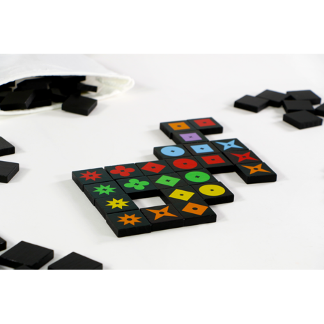 999 Games Qwirkle Bordspel 999 Games Qwirkle Bordspel