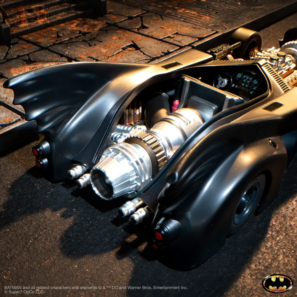 Super7 Batman 1989 Super Cyborg Vehicle Batmobile (Full Color) 33 cm Super7 Batman 1989 Super Cyborg Vehicle Batmobile (Full Color) 33 cm