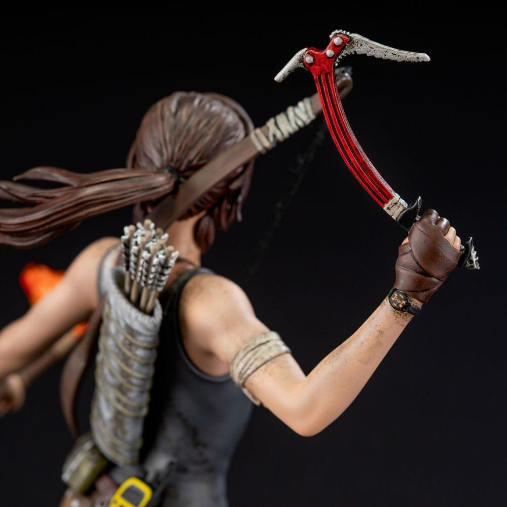 Dark Horse Tomb Raider PVC Statue Lara Croft Survivor Era 33 cm Dark Horse Tomb Raider PVC Statue Lara Croft Survivor Era 33 cm